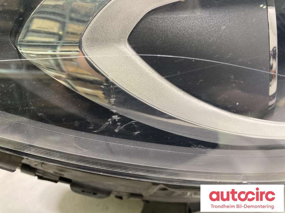 Frontlykt høyre xenon til Mercedes B-Klasse, electric drive 2014-2018 (W242) (W242) (...|A 246 820 02 39|)