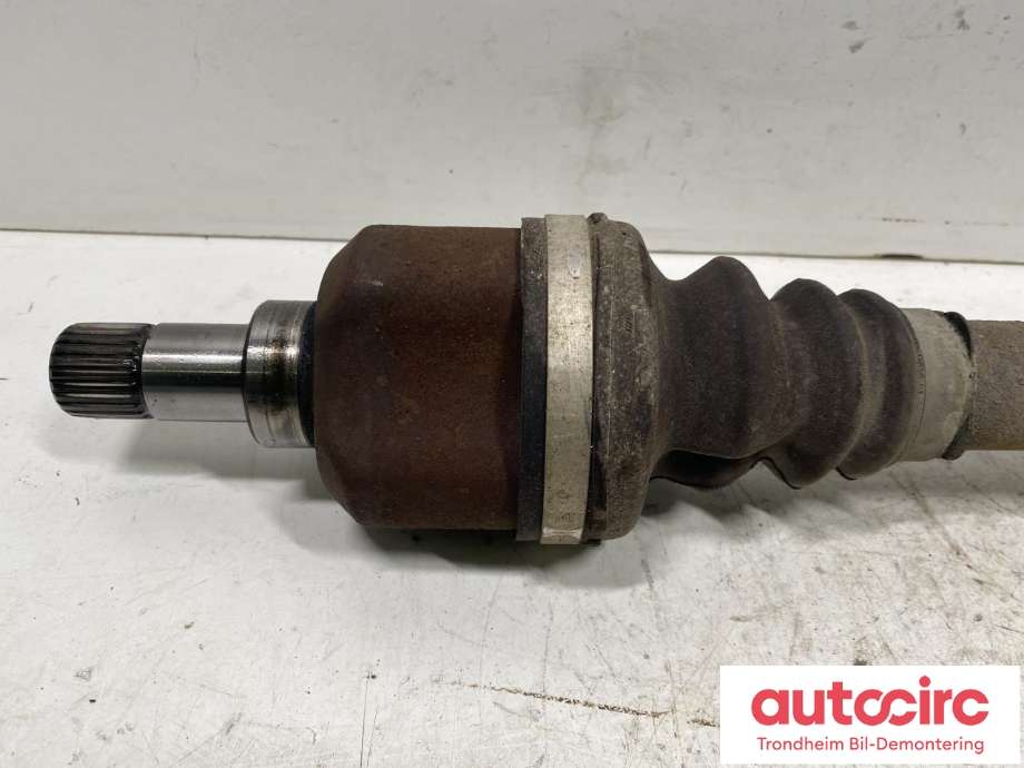 Drivaksel venstre foran, diesel/automat til Peugeot 3008 2009-2016 (Type I)  (PEUGEOT|3272 PZ|3272 QA|)
