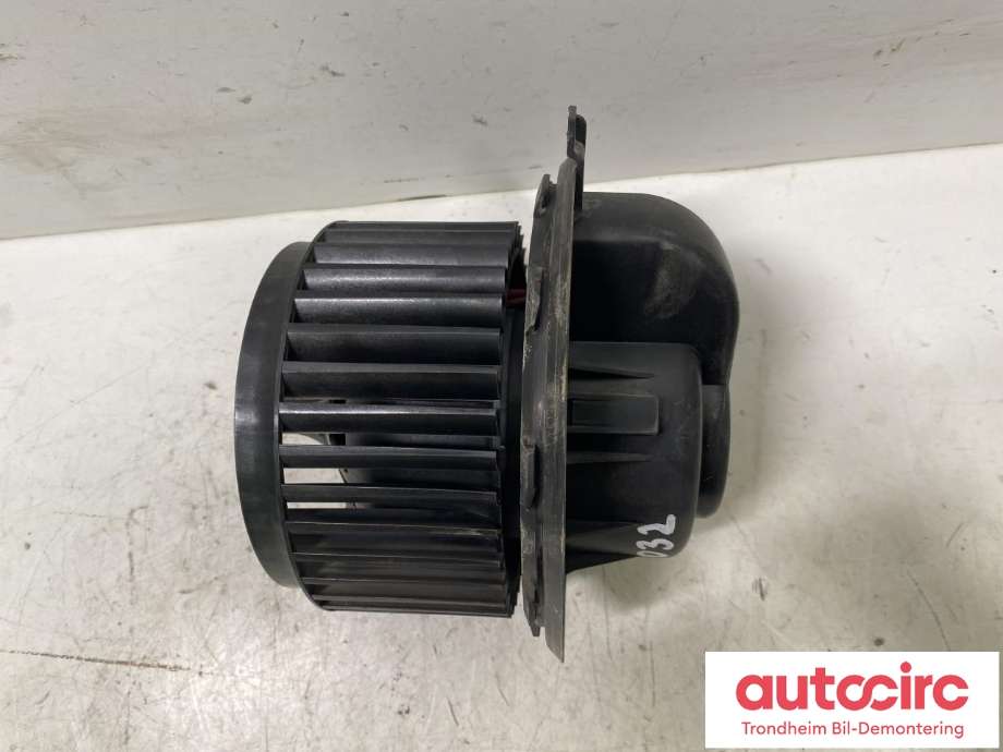 Varmeapparat motor bak til VW Transporter / Caravelle 2015-2019 (T6) (T6) (...|7E0 819 021 A|)