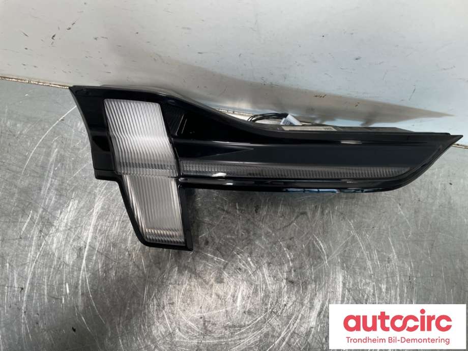Baklykt venstre indre til Ford Mustang Mach-e 2020-->>  (LJ8B-13A603-AD|2536996|)