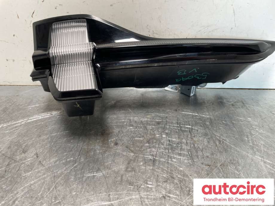 Baklykt venstre indre til Ford Mustang Mach-e 2020-->>  (LJ8B-13A603-AD|2536996|)