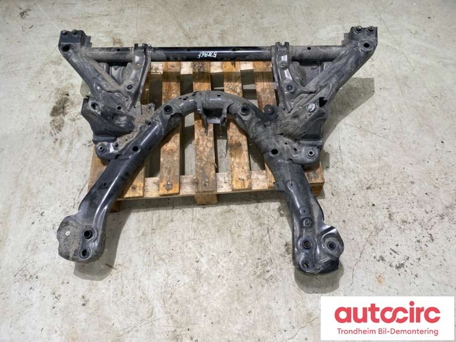 Travers foran hoved til Tesla Model 3 2024-->> (Fase 2)  (1344531-00-B|1044531-00-C|)