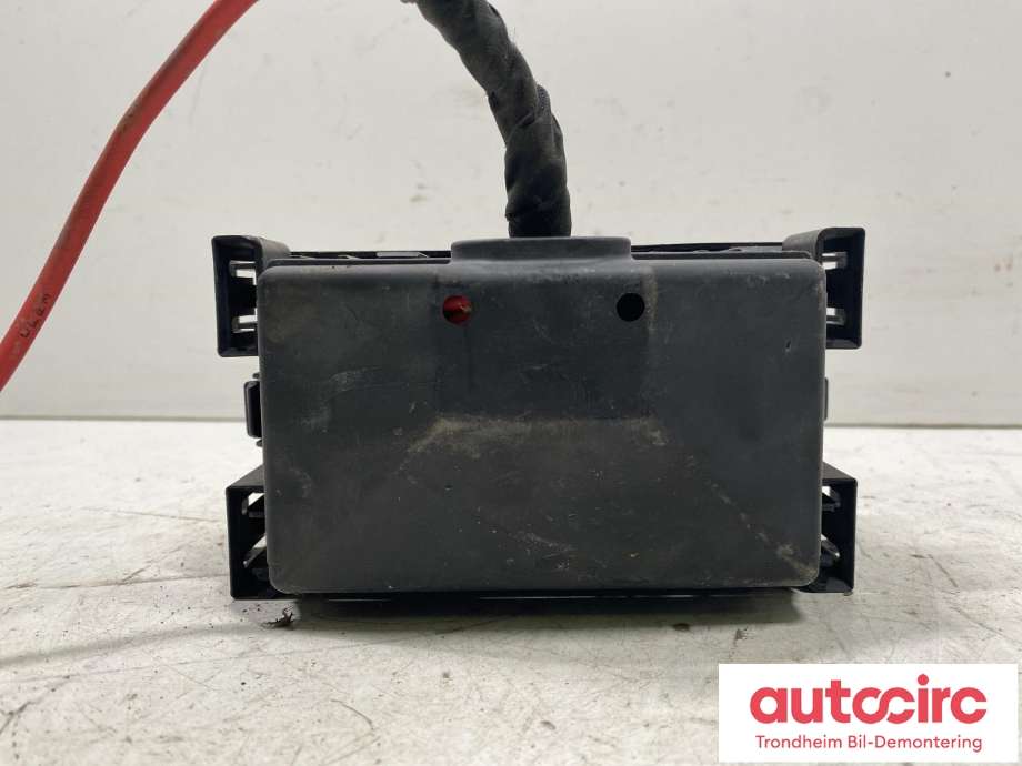 Sikringsboks motorrom til Fiat 500 2008-2020 (...|)