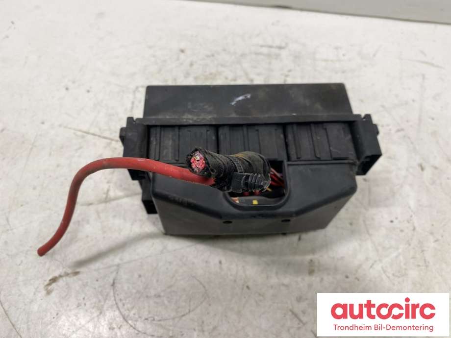 Sikringsboks motorrom til Fiat 500 2008-2020 (...|)