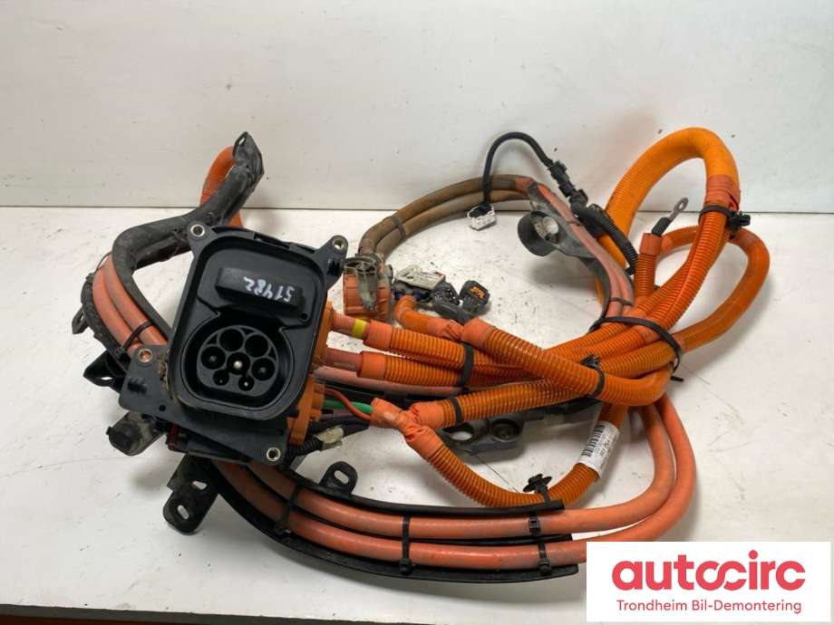 Batterilader inntak/luke til Opel Vivaro C, 2020-->>  (..|9840261280)