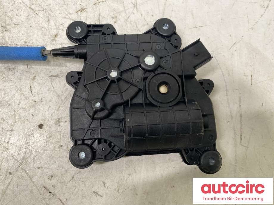 Baklukeåpner motor til Kia Optima 2017-2020  (...|81800A 8300|81800A8310|)