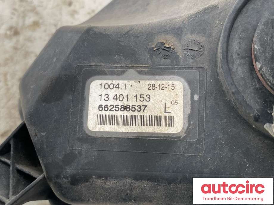 Tåkelykt venstre foran til Opel Astra K 2015-->>  (..|13401153|39098907|)