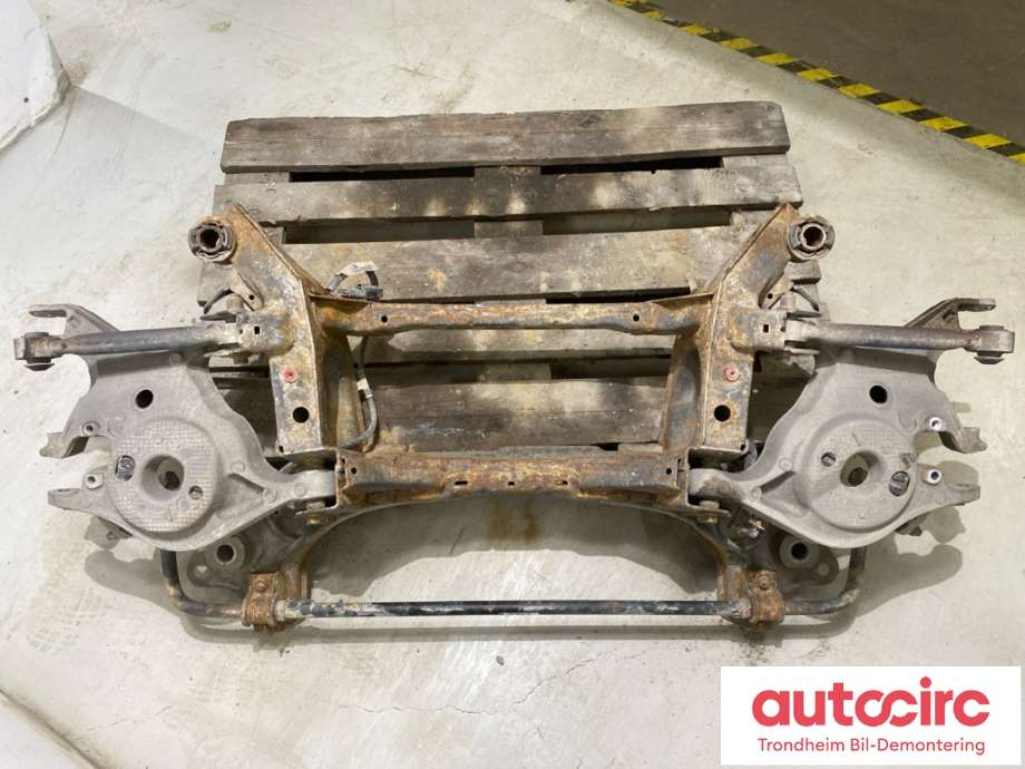 Travers bak til Ford Mondeo 2014-2019 (Type V, Fase 1)  (2435112|DG93-5K067-AH|)
