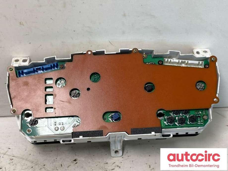Instrumentpanel til Mitsubishi Lancer 2003-2007  (..|MN185577|)