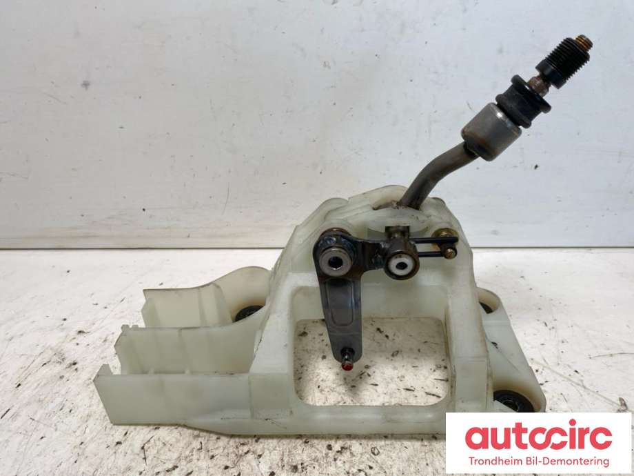 Girstang til Mitsubishi Lancer, 2003-2007  (..|MR246297)
