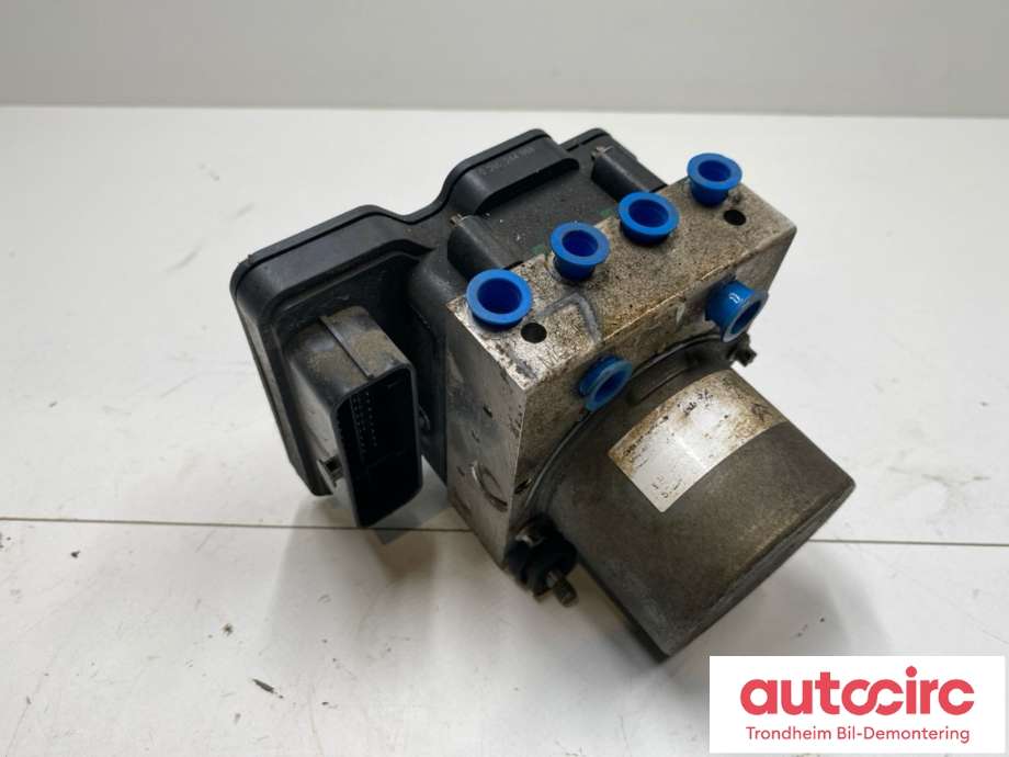 ABS sentral til Peugeot Partner, 2015-2019 (Type II, Fase 2)  (4541JE)