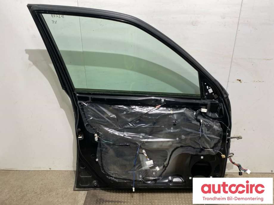 Dør venstre foran til Subaru Forester 2008-2013 (Type III)  (60009SC0319P|)