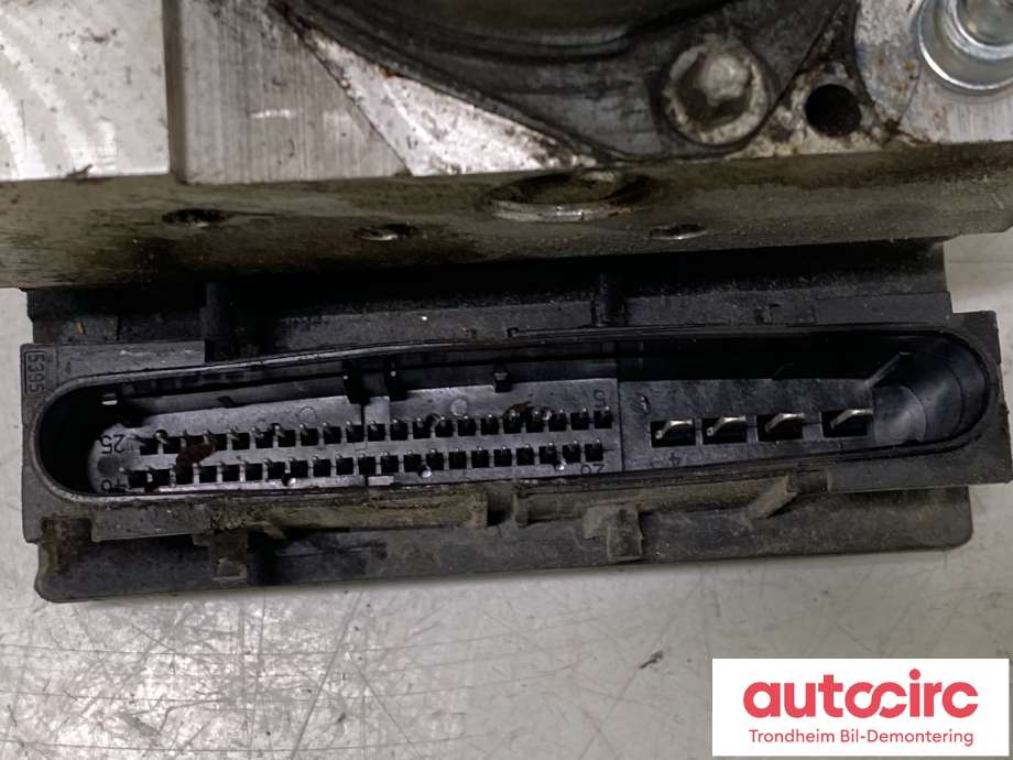 ABS sentral til Subaru Forester 2008-2013 (Type III) (27596SC020|)