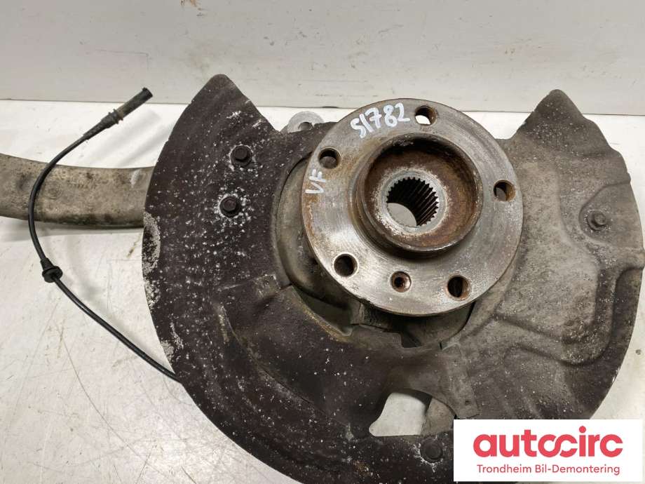 Hjulspindel venstre foran til BMW X5 2013-2018 (F15) (F15) (...|31 21 6 869 869|)