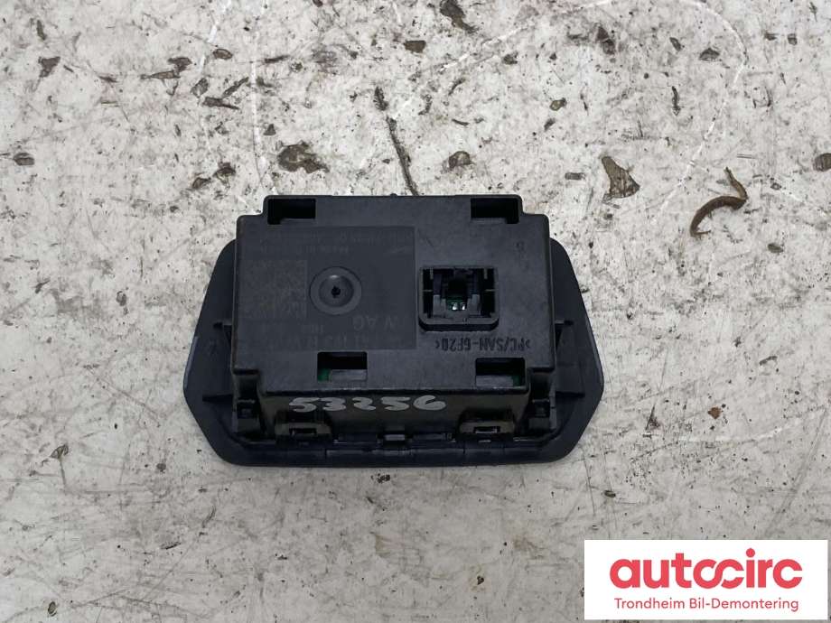 Bryter lys til VW ID.7 2023-->>  (10A941193R|)