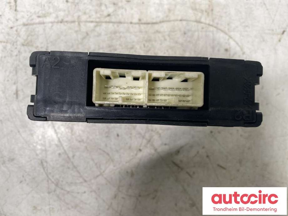 Styreenhet elektrisk parkbrems (EPB - Electric Parking Brake) til Mercedes B-Klasse, electric drive 2014-2018 (W242) (W242) (DENSO|A 242 900 06 01|)