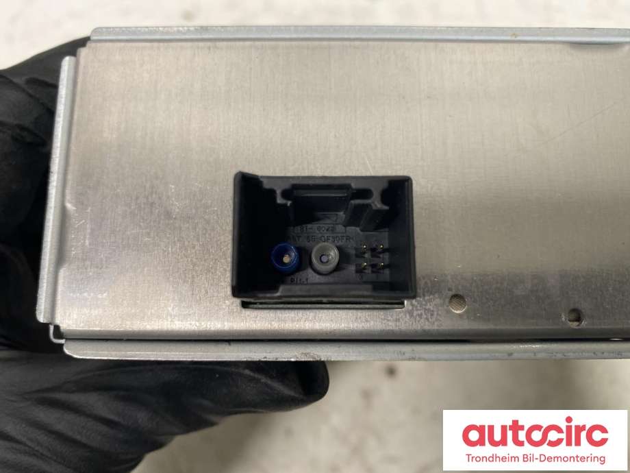 Bilstereo diverse til Mercedes B-Klasse, electric drive 2014-2018 (W242) (W242) (FUBA|A 222 900 92 11|)