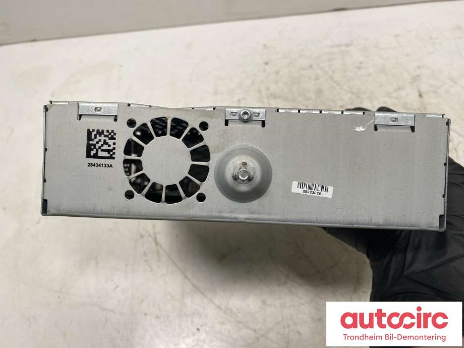 Bilstereo diverse til Mercedes B-Klasse, electric drive 2014-2018 (W242) (W242) (FUBA|A 222 900 92 11|)