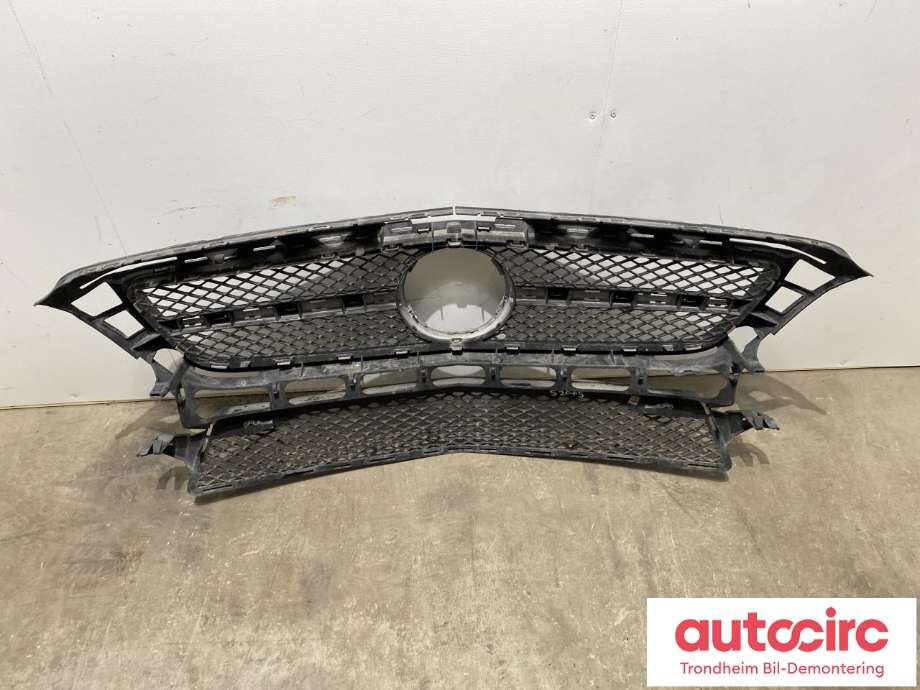 Grill til Mercedes CLS 2011-2017 (C218) (C218) (..|A 218 885 17 65|)