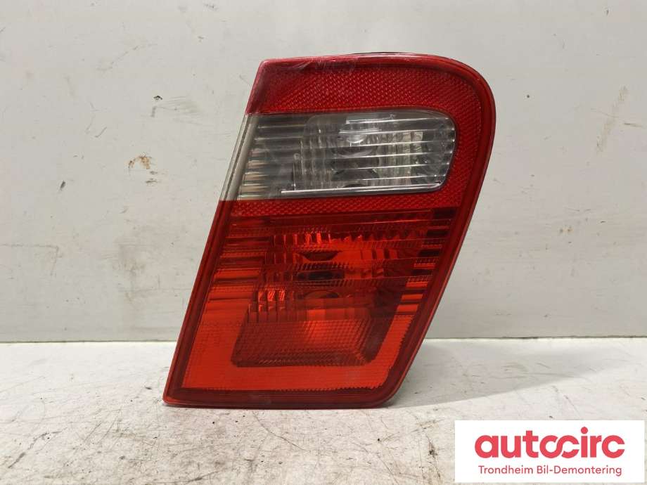 Baklykt høyre indre til Saab 9-3, 2003-2007 (Type II, Fase 1)  (AXOSCINTEX|127 85 764)