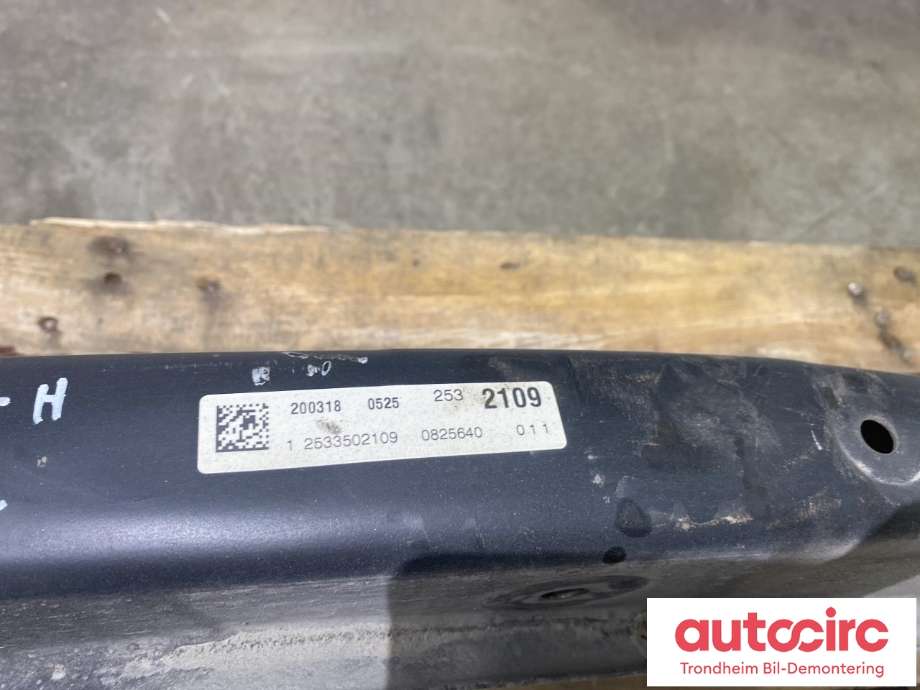 Travers bak til Mercedes GLC 2015-2022 (X253) (X253) (A2123503605|)