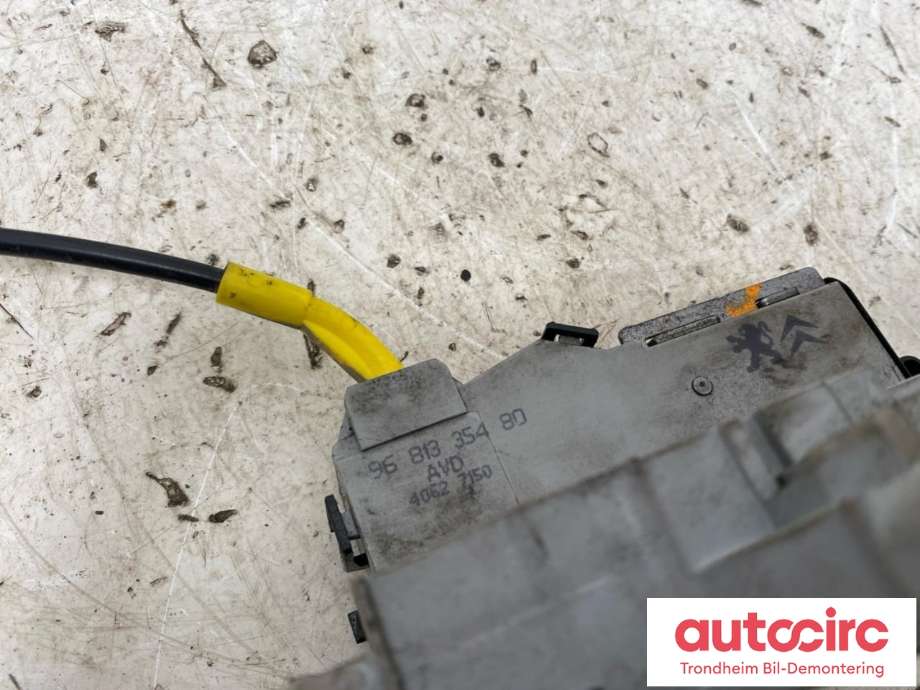 Låsekasse høyre foran til Citroën Jumpy 2007-2016 (Type II) (...|9681335480|9136CC|)