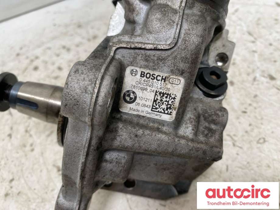 Dieselpumpe til BMW 5-Serie 2010-2017 (F10/F11) (F10/F11) (BOSCH|13517824477|7810696-04|0445010517)