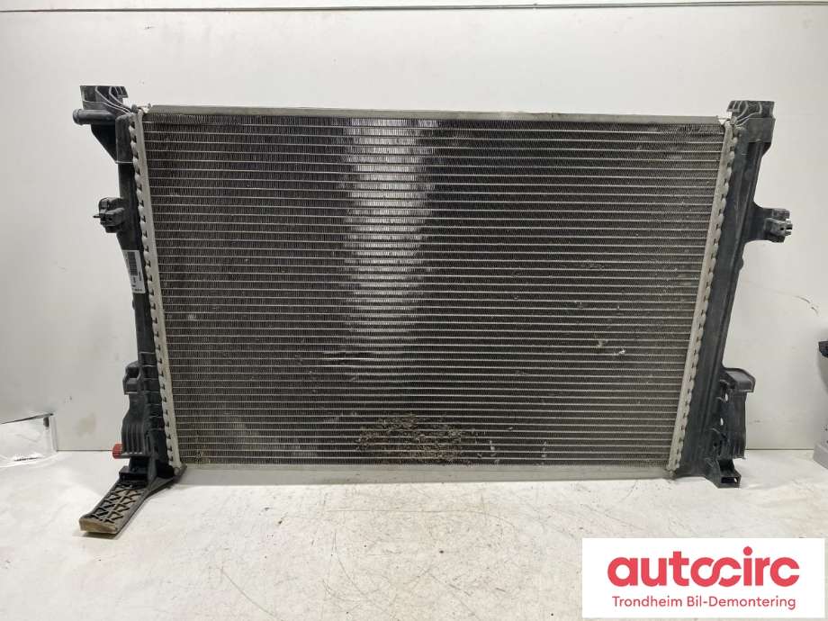 Radiator (automat gir) til Mercedes B-Klasse, electric drive, 2014-2018 (W242) (W242) (BEHR|A 246 500 12 03)