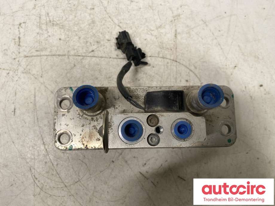 Aircondition diverse til Mercedes B-Klasse, electric drive 2014-2018 (W242) (W242) (...|A 242 830 25 00|)