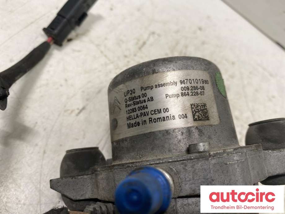 Vakuumpumpe til Peugeot 508 2011-2014 (Type I, Fase 1)  (HELLA|9670101980|)