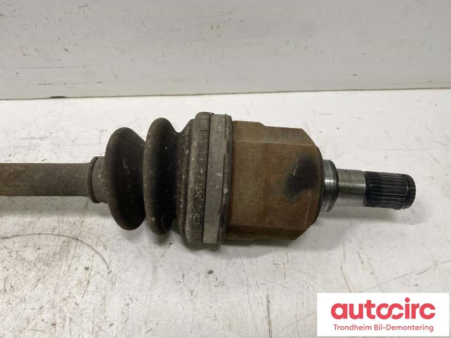 Drivaksel venstre foran, diesel/manuell til Hyundai i30 2007-2012 (Type I)  (...|49501 2L210|)