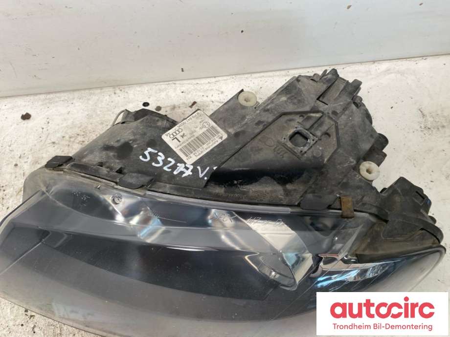 Frontlykt venstre halogen til Audi A3 2003-2008 (Type II, Fase 1) (AL|8P0941003K|0301206201|)