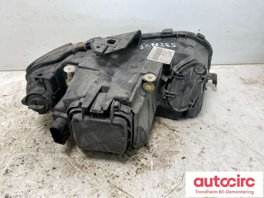 Frontlykt venstre halogen til Audi A3 2003-2008 (Type II, Fase 1) (AL|8P0941003K|0301206201|)