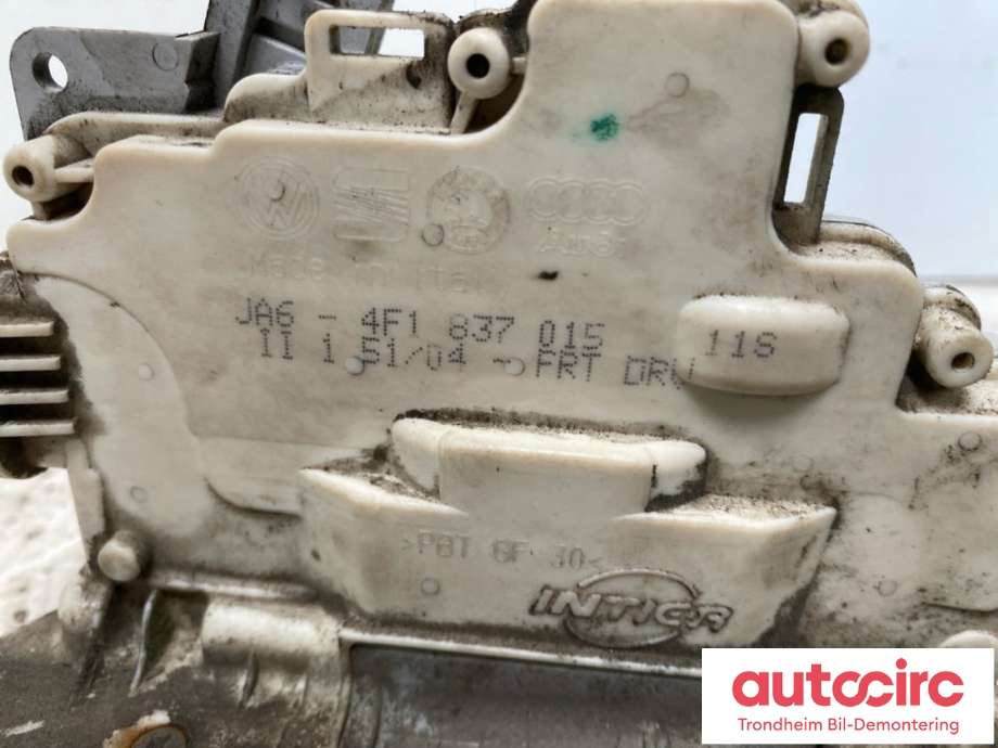 Låsekasse venstre foran til Škoda Superb 2008-2015 (Type II)  (...|4F1837015|5N1837015C|)