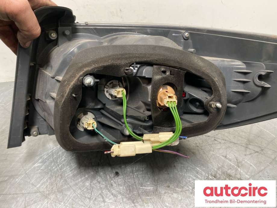Baklykt venstre til Mazda CX-7 2007-2012  (EH62-51-160B|)