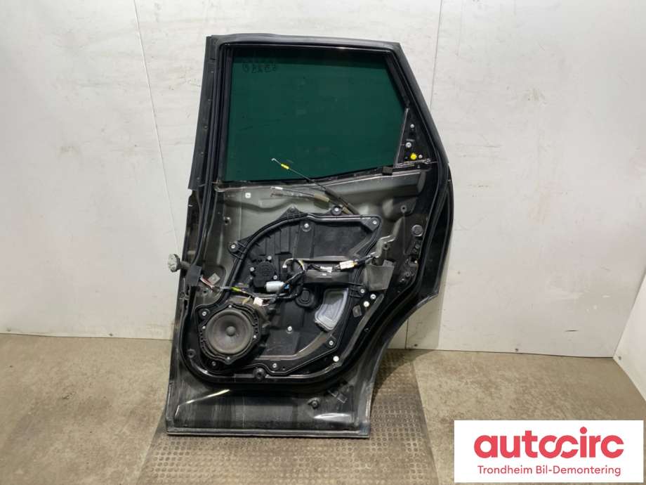 Dør høyre bak til Mazda CX-7 2007-2012  (EGY1-72-02XL|)