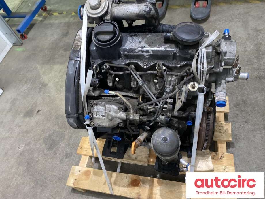 Motor diesel til VW Golf IV 1998-2003  (..|038 100 090  X|038 100 090 AX|038 100 090 EX)
