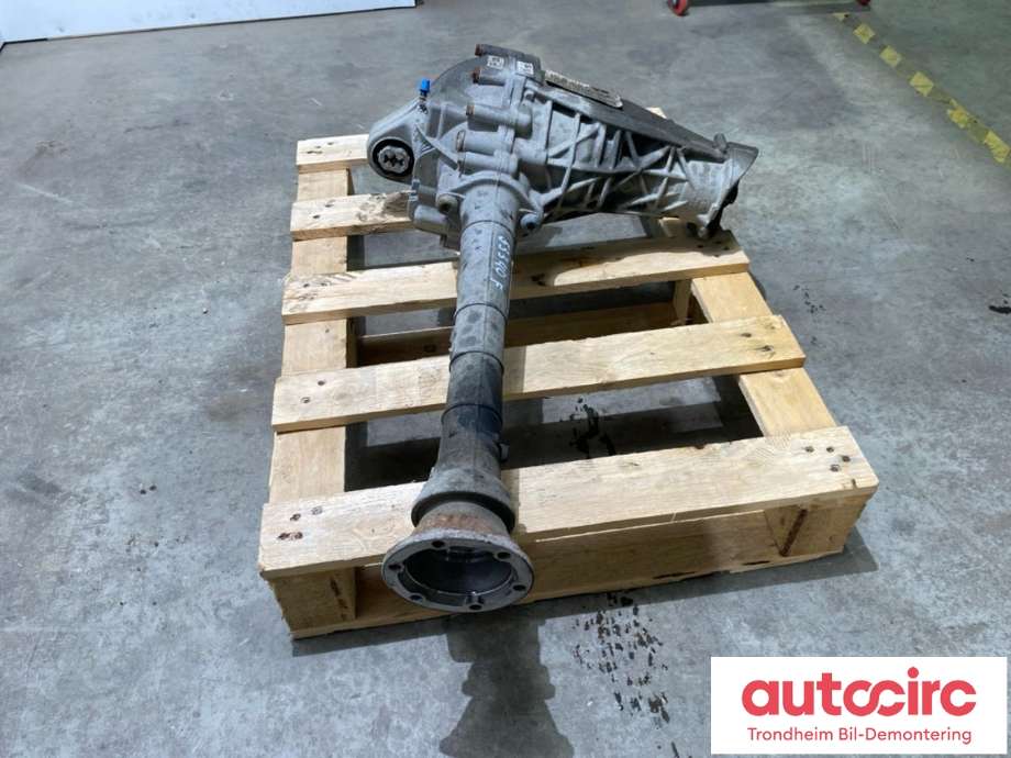 Kardang klokke foran til VW Amarok 2016-2022 (Type I, Fase 2)  (..|0C1409506B|0C1 409 506 B|)