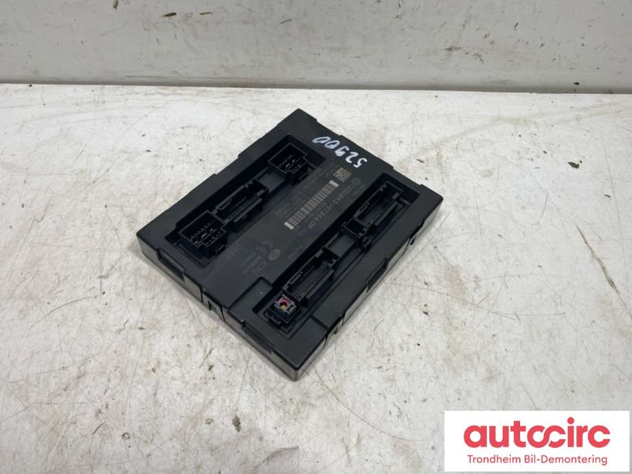 Styreenhet comfort (BCM) til Audi A4 2007-2014 (Type IV) (B8) (B8) (8K0 907 064 CQ|)