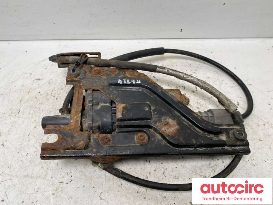 Håndbrekk/parkbrems elektrisk, fra bakstilling til Opel Insignia A 2009-2014  (...|22792204|A2C53440984|13582928)