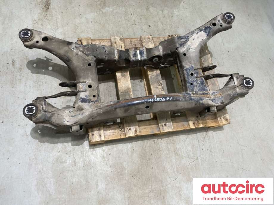 Travers bak til Ford Kuga 2019-->> (Type III)  (2542765|LX61-5K067-BEC|)