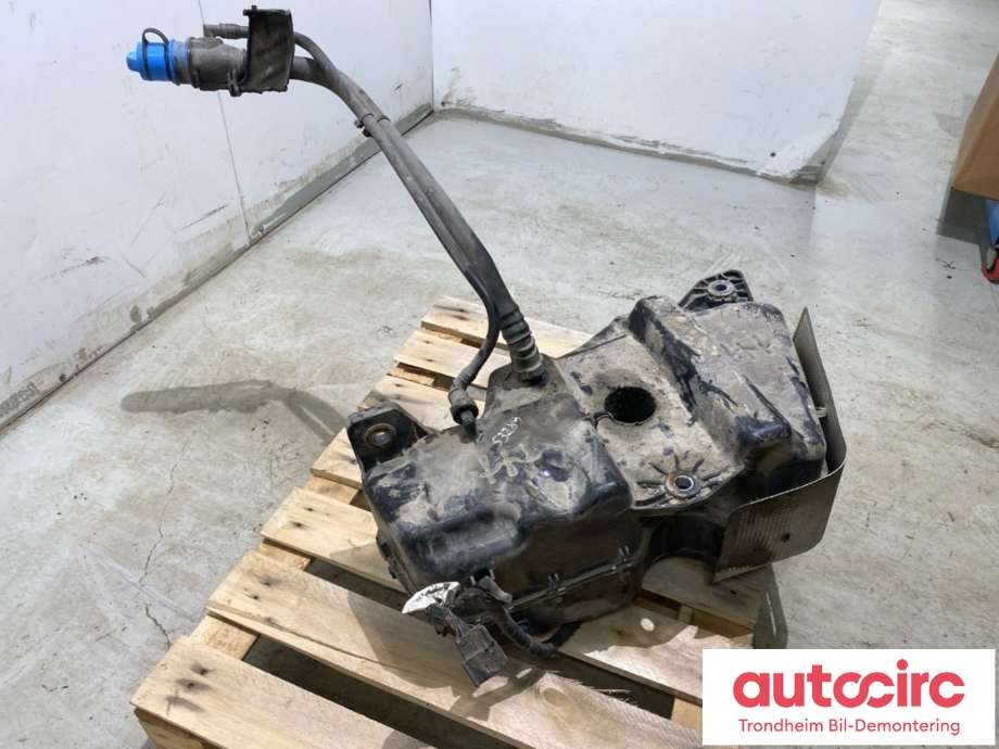 AdBlue tank til Ford Kuga 2019-->> (Type III)  (2632809|LX61-5J228-AD|)