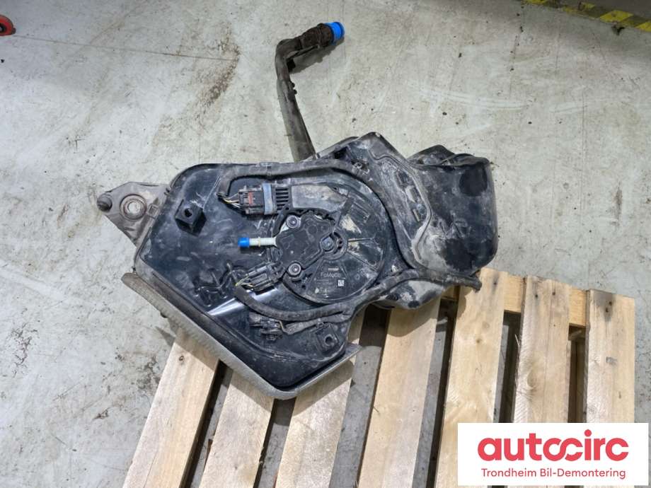 AdBlue tank til Ford Kuga 2019-->> (Type III)  (2632809|LX61-5J228-AD|)