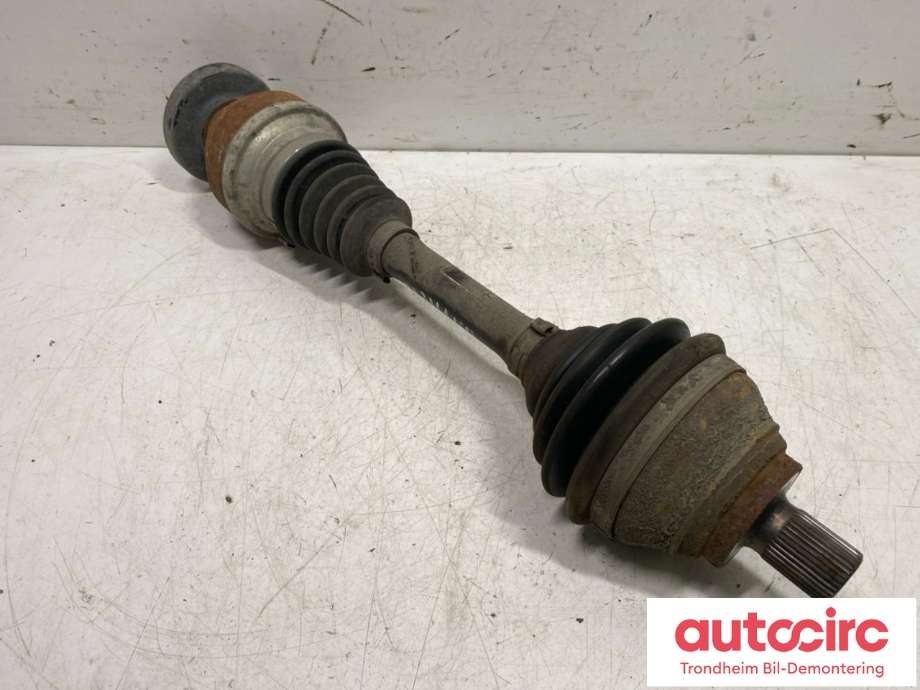 Drivaksel venstre foran, diesel/automat til VW Tiguan 2011-2016 (Type I, Fase 2)  (5N0407763|5N0407763X|5N0407761Q)
