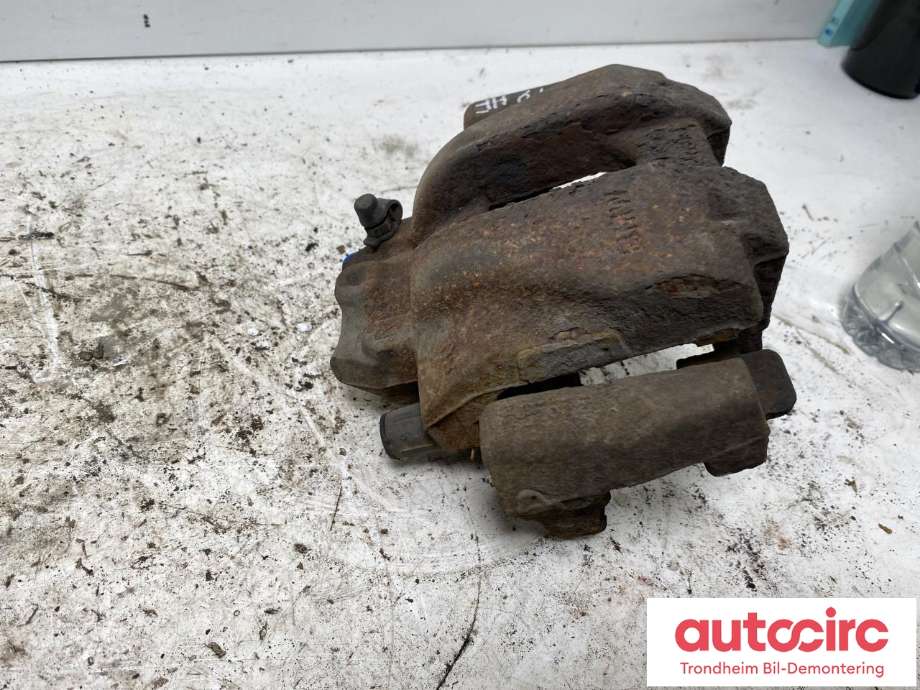 Bremsecaliper høyre foran til BMW X3 2010-2017 (F25) (F25) (...|6790922|34106790922|34 10 6 790 922)