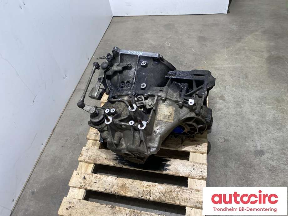 Girkasse 4WD hovedkasse til Mitsubishi Outlander 2010-2012 (Type II, Fase 2)  (2500A247|)