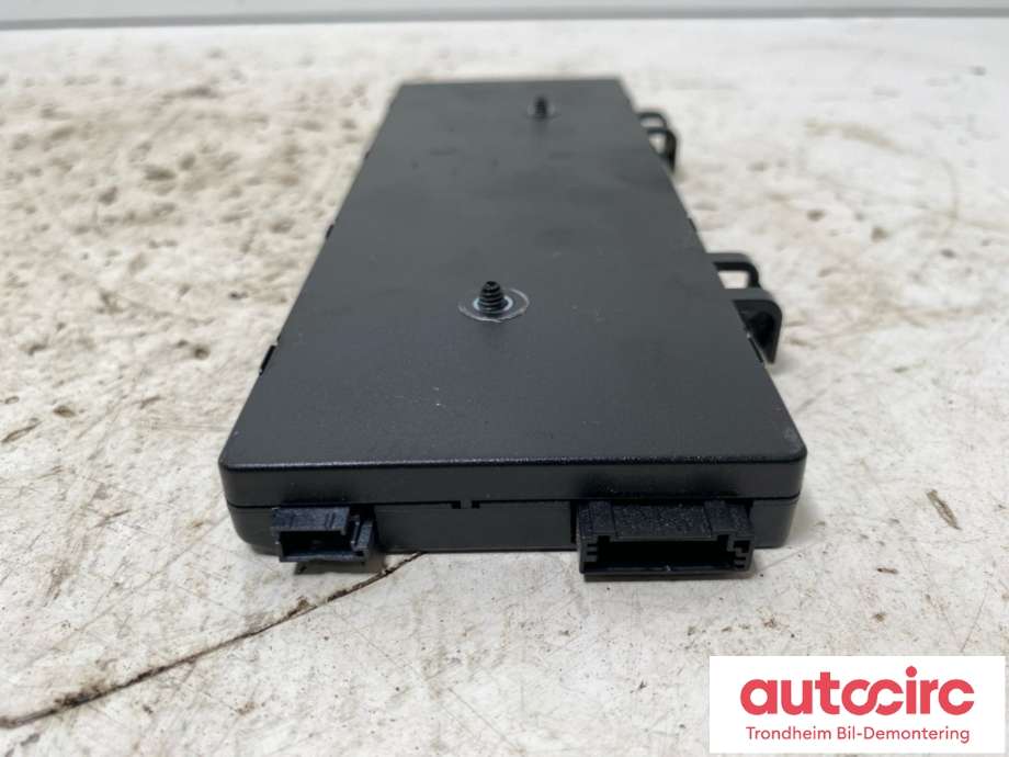 Antenne forsterker til BMW X3 2010-2017 (F25) (F25) (..|9267127|65209276060|)