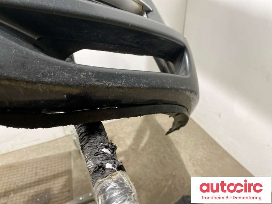 Støtfanger foran til Mazda 6 2008-2010 (Type II, Fase 1)  (GS7T50031FAA|GS7T50031FBB|)