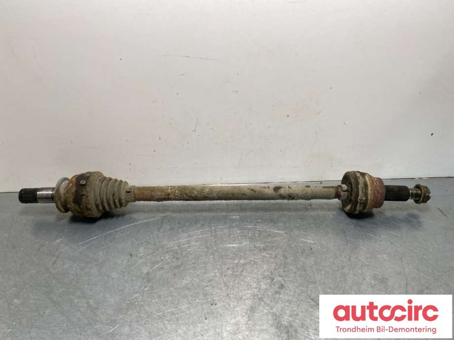 Drivaksel høyre bak, diesel/automat til Jaguar XF 2008-2015 (X250) (X250) (C2Z4812|9W834K138CD|C2D42131| 9W834K138CE)