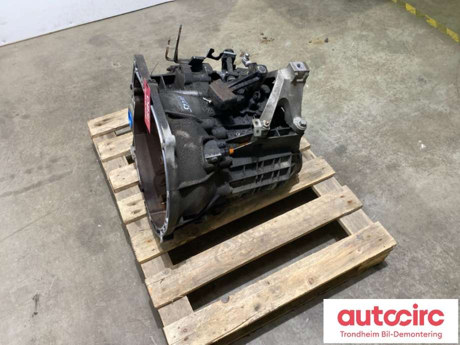 Girkasse manuell til Toyota Avensis 2003-2008 (Type II)  (30300-2D151|)